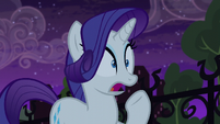 Rarity spots another fashion crisis S5E16