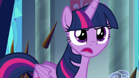 Twilight "we're gonna get back up again!" S9E2