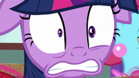 Twilight Sparkle even more worried S9E16