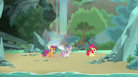 Cutie Mark Crusaders looking for Terramar S8E6