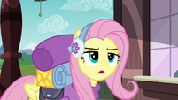 Fluttershy reprimanding Discord S6E17