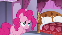 Pinkie about to show something S5E14