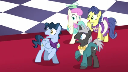 Ponies shocked by the Smooze S5E7