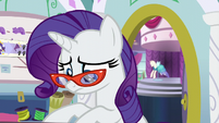 Rarity feeling unhappy S5E14