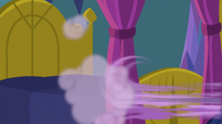 Twilight Sparkle being pulled off-screen S7E20