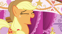 Applejack laughing loudly S7E9