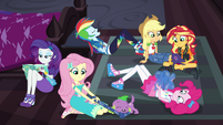 Equestria Girls in various states of distraction EGDS6