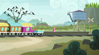 Pinkie Pie arrives at the Ghastly Gorge S7E4