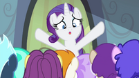 Rarity stopping the foals from leaving S4E19