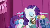 Rarity with renewed confidence S7E9