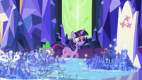 Twilight trots up to the Cutie Map S5E16