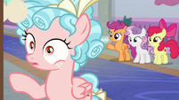 Crusaders appear behind Cozy Glow S8E26