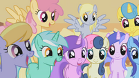 Ponies drooling over muffins half 1 S1E04