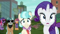 Rarity, Coco, and Method Mares look at stage S5E16