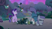 Starlight finds Maud kicking rocks S9E11