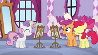 Sweetie Belle hits baton onto her music sheet stand S6E4