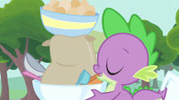 Spike with baking supplies S3E11