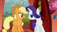 Applejack and Rarity arguing S01E08