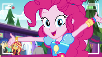 Pinkie Pie greeting the video viewers EGDS47