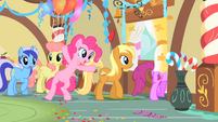 Pinkie Pie leaving with the other ponies S1E22