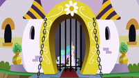 Princess Celestia caged in the castle S9E13