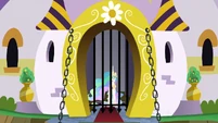 Princess Celestia caged in the castle S9E13