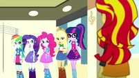 Sunset Shimmer interrupts the photo shoot SS7