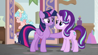 Twilight commending Starlight Glimmer S8E12