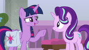 Twilight "anything goes wrong, get Celestia" S8E25