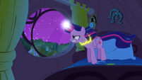 Does Celestia levitate when she raises the sun?