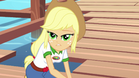 Applejack --bring me more wood-- EG4