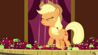 Applejack crushing the apples with her hoof S3E05