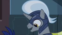 Guard sees Twilight S2E20