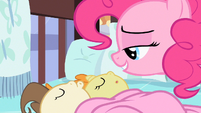 Pinkie Pie sleep tight S2E13