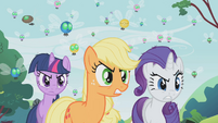 Rarity, Applejack and Twilight angry look S01E10