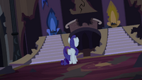 Rarity in the throne room S4E03