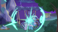 Starlight and Trixie teleport back to Trixie's wagon S6E25