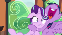 Twilight hugging Starlight too tight S6E1