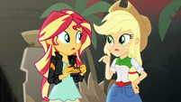 Applejack "better pocket that" EGS2