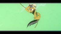 Daring Do swinging from jungle vine S2E16