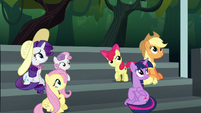 Main four and CMC see Rainbow fly off S6E7