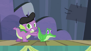 S04E21 Spike i Gummy