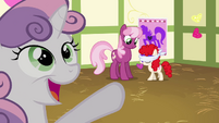 Twist playing in "Hearts and Hooves Day."