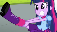 Twilight looking at her leg EG