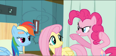 Pinkie Pie trying to scare Dash S2E16