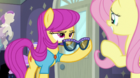 Pursey Pink glancing at Fluttershy S8E4