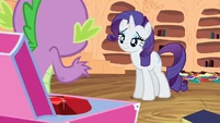 Rarity using the eyes.
