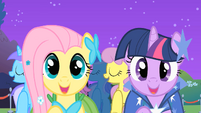 Fluttershy and Twilight "meet new friends" S01E26