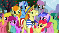 Ponies surrounding Flim S2E15