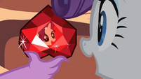 Rarity reflected on Fire Ruby S2E10